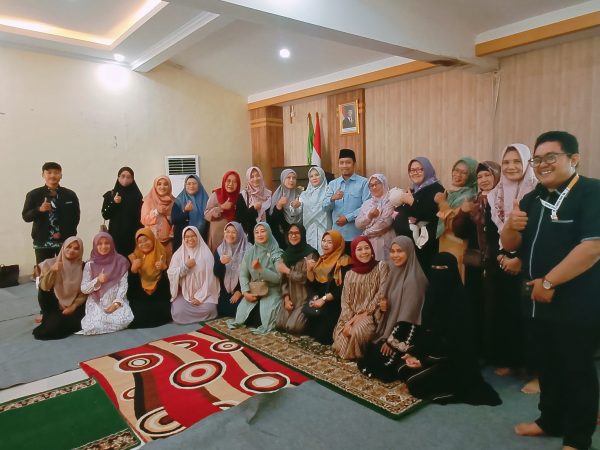 Merajut Kebersamaan di Bulan Suci: Pengajian Komite, Korlas, dan Wali Murid MAN 3 Jakarta Pusat Merajut Kebersamaan di Bulan Suci: Pengajian Komite, Korlas, dan Wali Murid MAN 3 Jakarta Pusat