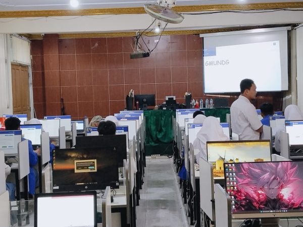 Semangat Sains Membara di MAN 3 Jakarta Pusat, 36 Siswa Ikuti OSN-K 2025