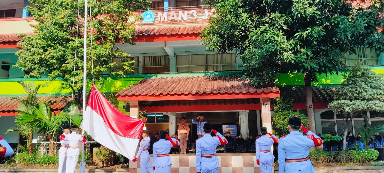 MAN 3 Jakarta Pusat Gelar Upacara Hari Kesaktian Pancasila 2025