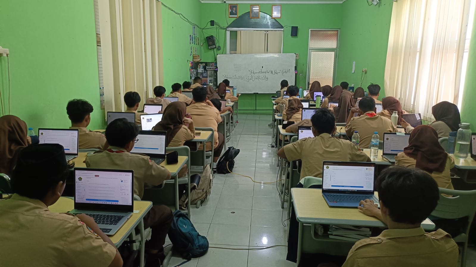 Pelaksanaan ASAS Online Semester Ganjil 2025–2026 di MAN 3 Jakarta Pusat Berjalan Lancar Pelaksanaan ASAS Online Semester Ganjil 2025–2026 di MAN 3 Jakarta Pusat Berjalan Lancar