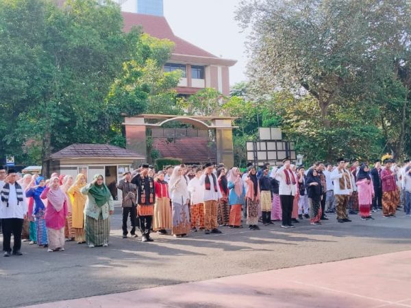 Upacara Hardiknas 2026 di MAN 3 Jakarta Pusat: Momentum Menguatkan Karakter Generasi Muda