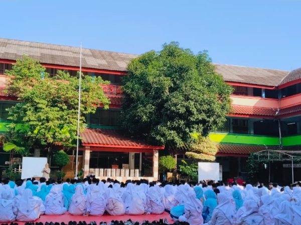 Literasi Budaya MAN 3 Jakarta Pusat Bangun Kesadaran Edukasi Kesehatan Fisik dan Mental bagi Remaja sejak Dini