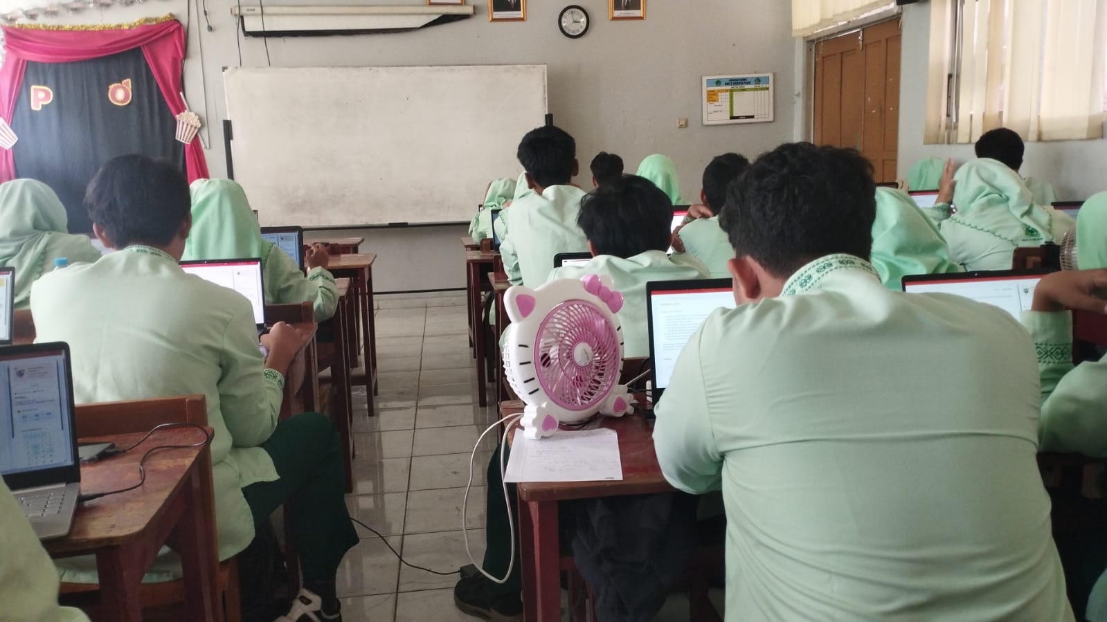 Hari Keempat ASAT Online: Ketika Teknologi Mempermudah Proses Evaluasi Pembelajaran