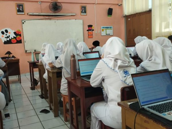Hari Kelima ASAT Online MAN 3 Jakarta Pusat Berjalan Lancar, Teknologi dan Pendidikan Berpadu Harmonis