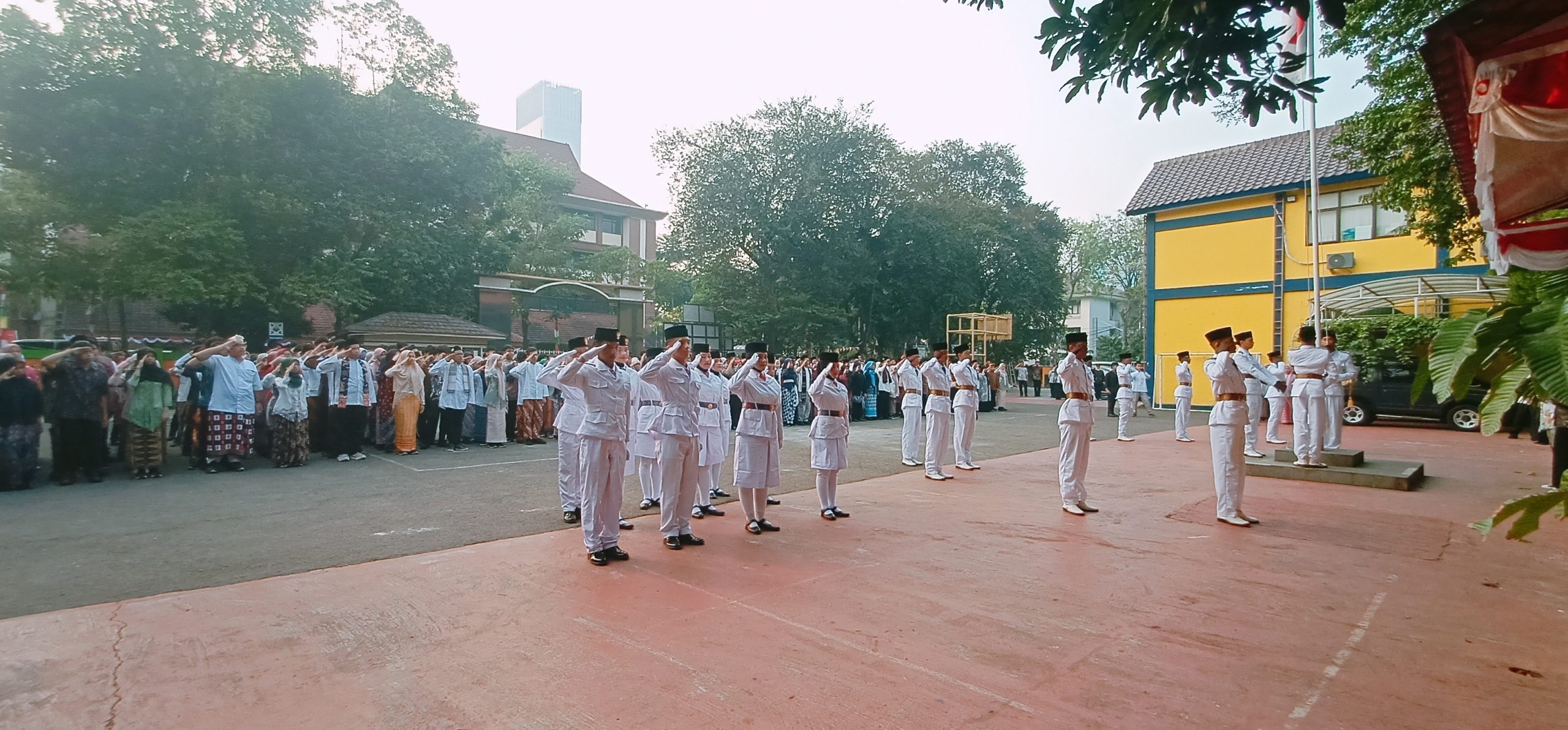 HUT ke-81 RI di MAN 3 Jakarta Pusat: Semangat Kemerdekaan Membara, Teguhkan Generasi Emas Indonesia HUT ke-81 RI di MAN 3 Jakarta Pusat: Semangat Kemerdekaan Membara, Teguhkan Generasi Emas Indonesia